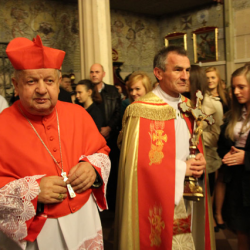 J.NOWAK - Uroczystość przyjęcia Sakramentu Bierzmowania / Zakliczyn, 6.11.2013r.