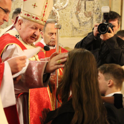 J.NOWAK - Uroczystość przyjęcia Sakramentu Bierzmowania / Zakliczyn, 6.11.2013r.