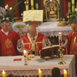 J.NOWAK - Uroczystość przyjęcia Sakramentu Bierzmowania / Zakliczyn, 6.11.2013r.