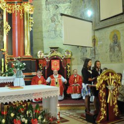 T.WARCZAK - Uroczystość przyjęcia Sakramentu Bierzmowania / Zakliczyn, 6.11.2013r.