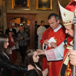 T.WARCZAK - Uroczystość przyjęcia Sakramentu Bierzmowania / Zakliczyn, 6.11.2013r.