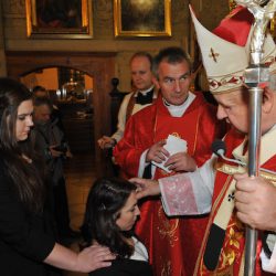 T.WARCZAK - Uroczystość przyjęcia Sakramentu Bierzmowania / Zakliczyn, 6.11.2013r.