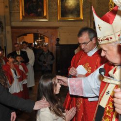 T.WARCZAK - Uroczystość przyjęcia Sakramentu Bierzmowania / Zakliczyn, 6.11.2013r.