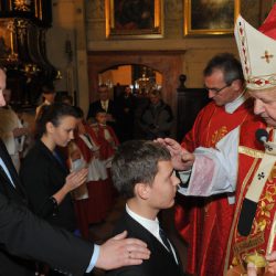 T.WARCZAK - Uroczystość przyjęcia Sakramentu Bierzmowania / Zakliczyn, 6.11.2013r.