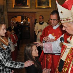 T.WARCZAK - Uroczystość przyjęcia Sakramentu Bierzmowania / Zakliczyn, 6.11.2013r.