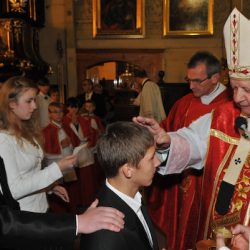 T.WARCZAK - Uroczystość przyjęcia Sakramentu Bierzmowania / Zakliczyn, 6.11.2013r.
