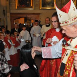 T.WARCZAK - Uroczystość przyjęcia Sakramentu Bierzmowania / Zakliczyn, 6.11.2013r.