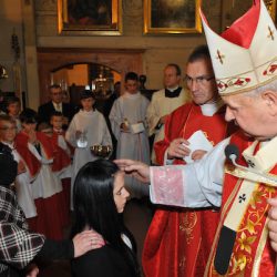 T.WARCZAK - Uroczystość przyjęcia Sakramentu Bierzmowania / Zakliczyn, 6.11.2013r.