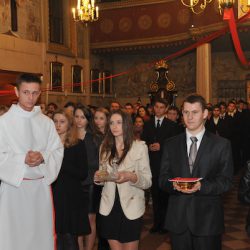 T.WARCZAK - Uroczystość przyjęcia Sakramentu Bierzmowania / Zakliczyn, 6.11.2013r.