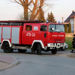 fot. J. Nowak > Droga krzyżowa ulicami parafii / Zakliczyn, 11.04.2014r.