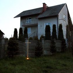 fot. J. Nowak > Droga krzyżowa ulicami parafii / Zakliczyn, 11.04.2014r.