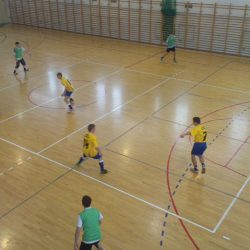 fot. Krystian Panek > Mistrzostwa Polski Służby Liturgicznej w Piłce Nożnej Halowej / Tokarnia - etap rejonowy, luty 2013