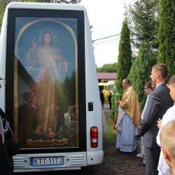 Nawiedzenie obrazu Jezusa Miłosiernego oraz relikwii św. s. Faustyny Kowalskiej i bł. Jana Pawła II