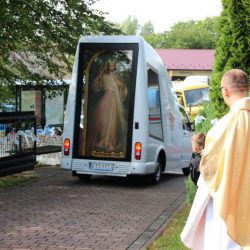 Nawiedzenie obrazu Jezusa Miłosiernego oraz relikwii św. s. Faustyny Kowalskiej i bł. Jana Pawła II