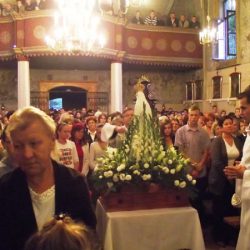 Nawiedzenie obrazu Jezusa Miłosiernego oraz relikwii św. s. Faustyny Kowalskiej i bł. Jana Pawła II