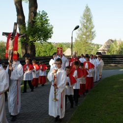 10.05.2012r. Sakrament Bierzmowania udziela ks. bp Damian Muskus