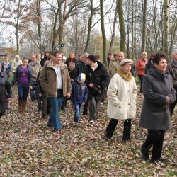 Poświęcenie obelisków na starych cmentarzach