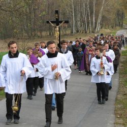 Poświęcenie obelisków na starych cmentarzach